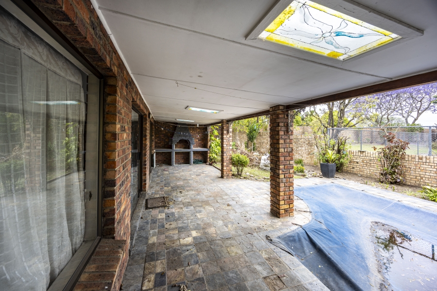 4 Bedroom Property for Sale in Nahoon Valley Park Eastern Cape